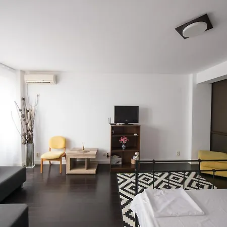 Apartel Maya Studio Apartment